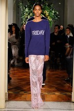 アルベルタ フェレッティ 2017年プレフォールコレクション - 7色のニットで過ごす優雅な日常｜写真6