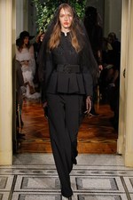 アルベルタ フェレッティ 2017年プレフォールコレクション - 7色のニットで過ごす優雅な日常｜写真46