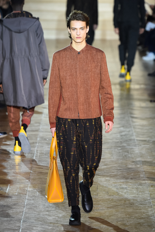 イッセイ ミヤケ メン(ISSEY MIYAKE MEN) 2017-18年秋冬メンズ イッセイ ミヤケ メン(ISSEY MIYAKE MEN) 2017-18年秋冬メンズ