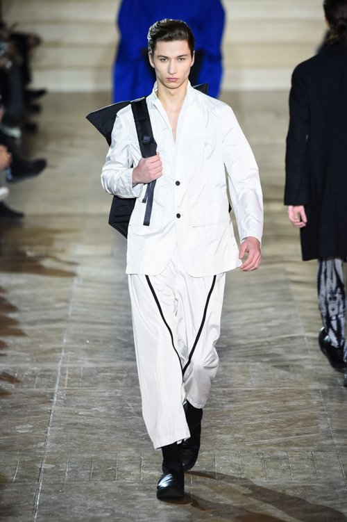 イッセイ ミヤケ メン(ISSEY MIYAKE MEN) 2017-18年秋冬メンズ イッセイ ミヤケ メン(ISSEY MIYAKE MEN) 2017-18年秋冬メンズ