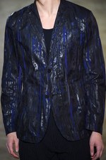 イッセイ ミヤケ メン 2017-18年秋冬コレクション - 自然の声に耳をすませて｜写真21