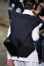 イッセイ ミヤケ メン 2017-18年秋冬コレクション - 自然の声に耳をすませて｜写真35