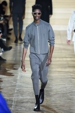 イッセイ ミヤケ メン 2017-18年秋冬コレクション - 自然の声に耳をすませて｜写真37