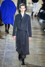 イッセイ ミヤケ メン 2017-18年秋冬コレクション - 自然の声に耳をすませて｜写真38