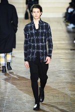 イッセイ ミヤケ メン 2017-18年秋冬コレクション - 自然の声に耳をすませて｜写真45