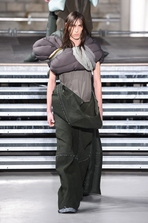 リック・オウエンス(Rick Owens) 2017-18年秋冬メンズコレクション  - 写真14