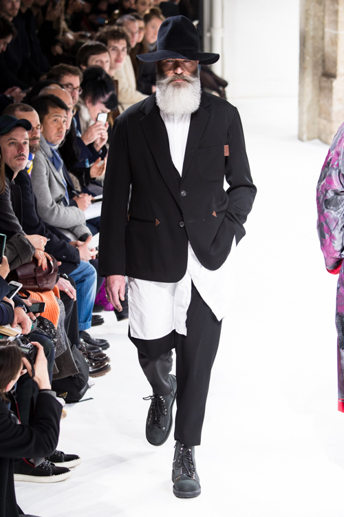 ヨウジヤマモト(Yohji Yamamoto) 2017-18年秋冬メンズコレクション  - 写真48