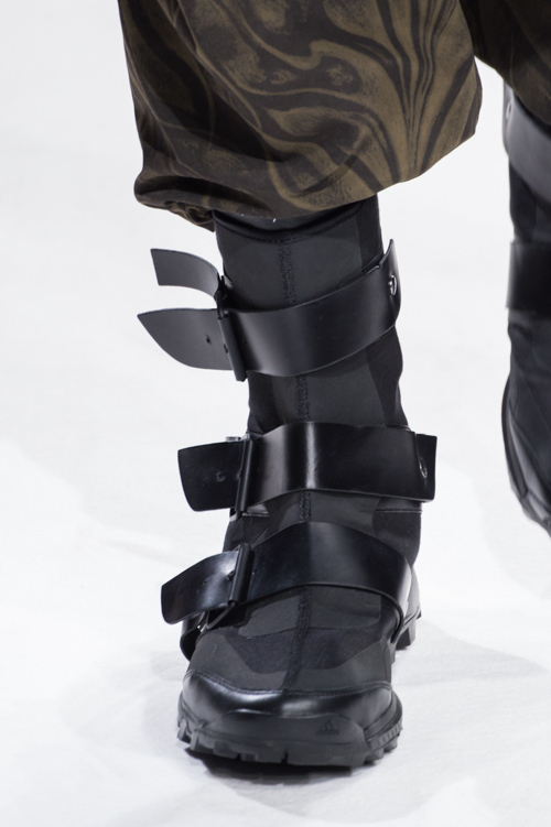 ヨウジヤマモト(Yohji Yamamoto) 2017-18年秋冬メンズコレクション  - 写真76