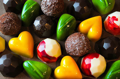 梅酒｜焼酎「宝山」など名酒を使用したバレンタインショコラ、イリナより発売