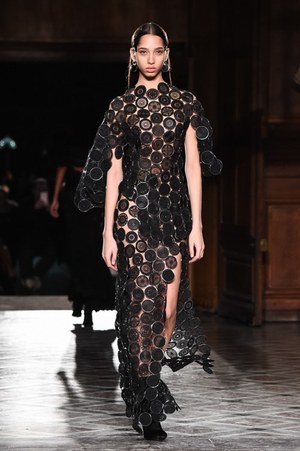 ジバンシィ オートクチュール バイ リカルド ティッシ(Givenchy HAUTE COUTURE BY RICCARDO TISCI) 2017年春夏ウィメンズコレクション  - 写真9