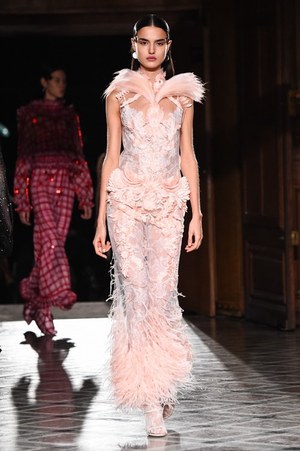 ジバンシィ オートクチュール バイ リカルド ティッシ(Givenchy HAUTE COUTURE BY RICCARDO TISCI) 2017年春夏ウィメンズコレクション  - 写真18