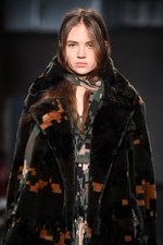 sacai 2017-18年秋冬メンズコレクション - 伝統に挑む新アイディアの再構成｜写真20