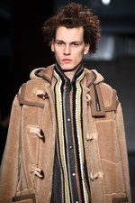 sacai 2017-18年秋冬メンズコレクション - 伝統に挑む新アイディアの再構成｜写真46