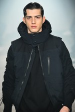 ホワイトマウンテニアリング 2017年秋冬コレクション - 機能美の世界へ｜写真14