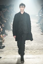 ホワイトマウンテニアリング 2017年秋冬コレクション - 機能美の世界へ｜写真18