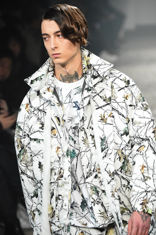 ホワイトマウンテニアリング(White Mountaineering) 2017-18年秋冬メンズコレクション  - 写真29