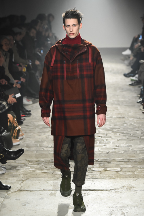 ホワイトマウンテニアリング 2017-18年秋冬｜male ポンチョ