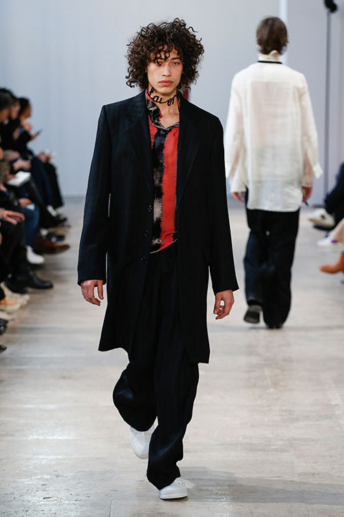 アン ドゥムルメステール(ANN DEMEULEMEESTER) 2017-18年秋冬