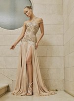 アトリエ ヴェルサーチ 17年春夏オートクチュールコレクション - クリエーションが生み出す美の変容｜写真7