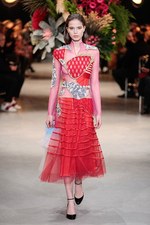 ヴィクター＆ロルフ17年春夏オートクチュールコレクション -日本の金継ぎの美を用いて再構築したドレス｜写真2