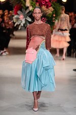 ヴィクター＆ロルフ17年春夏オートクチュールコレクション -日本の金継ぎの美を用いて再構築したドレス｜写真16