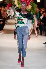 ヴィクター＆ロルフ17年春夏オートクチュールコレクション -日本の金継ぎの美を用いて再構築したドレス｜写真26