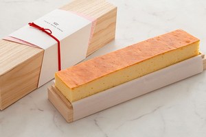 パレスホテル東京の限定スイーツ - 純白のハイヒールショコラやチョコ製のネイル＆ブレスレットなど｜写真3
