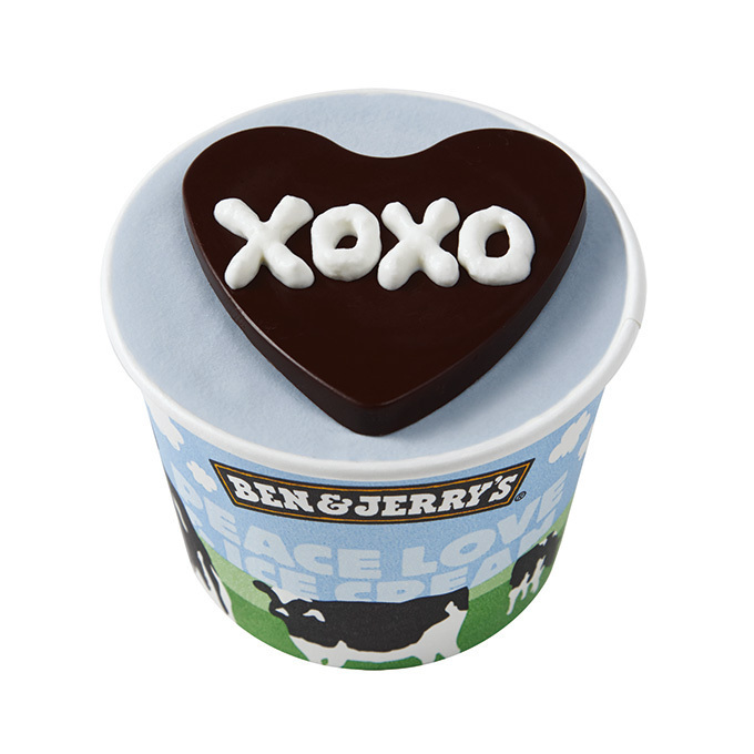 ベン＆ジェリーズのアイスクリームカップケーキ、バレンタイン限定で発売 - 全6色＆3種のフレーバーで｜写真2