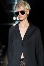 ラマルク 2017-18年秋冬コレクション - 都会の夜に生きる女性たちの個性、気高さを服に｜写真3