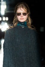 ラマルク 2017-18年秋冬コレクション - 都会の夜に生きる女性たちの個性、気高さを服に｜写真29