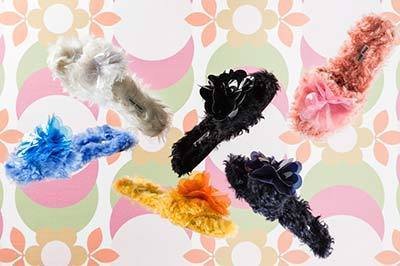 ビーチサンダル｜ミュウミュウ、17年春夏シーズンのシューズを集めた限定ショップを新宿に - エコファーの限定スリッパ