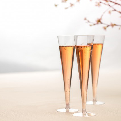 シャンドン ロゼ から桜＆牡丹が咲く日本限定ボトル、米津智之デザインの“お花見”仕様｜写真6