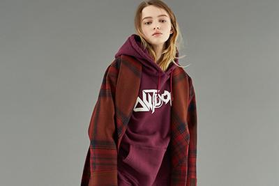 ホワイトマウンテニアリング 2017-18年秋冬ウィメンズコレクション - 女性らしさを求めて