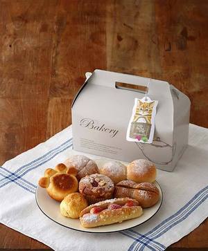 アフタヌーンティー・ティールームで“猫づくし”の限定メニュー - まんまる肉球のパンやネコ型クッキー｜写真10