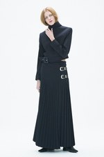 トーガ プルラ 2017年プレフォールコレクション - 縦のラインに込めた女性らしさ｜写真5