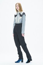 トーガ プルラ 2017年プレフォールコレクション - 縦のラインに込めた女性らしさ｜写真7