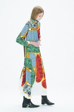 トーガ プルラ 2017年プレフォールコレクション - 縦のラインに込めた女性らしさ｜写真21