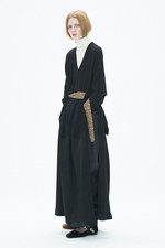 トーガ プルラ 2017年プレフォールコレクション - 縦のラインに込めた女性らしさ｜写真25