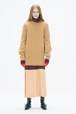 トーガ プルラ 2017年プレフォールコレクション - 縦のラインに込めた女性らしさ｜写真27