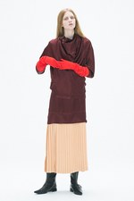 トーガ プルラ 2017年プレフォールコレクション - 縦のラインに込めた女性らしさ｜写真28