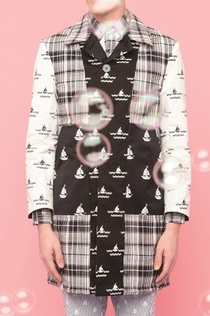 コエ×トム ブラウンのコラボコレクション第2弾、ボート柄の