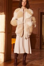 クロエ 2017年秋コレクション - ドレープと暖かいカラーパレットで描き出す、芯を持った女性像｜写真29