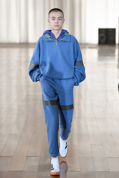 ゴーシャ ラブチンスキー(Gosha Rubchinskiy) 2017-18年秋冬メンズコレクション  - 写真11