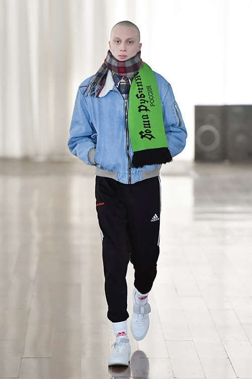 写真21/29｜ゴーシャ ラブチンスキー(Gosha Rubchinskiy) 2017-18年秋冬 メンズ コレクション - ファッションプレス