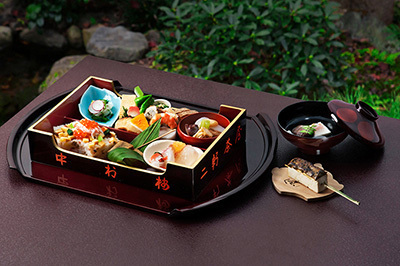 江戸時代｜年に一度の名物催「京の味ごちそう展」京都髙島屋で - 老舗料亭の味を堪能、即売コーナーも