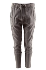 H&M×コスチュームデザイナーのトリッシュ・サマーヴィルによる映画『ドラゴン・タトゥーの女』コレクション発表｜写真17