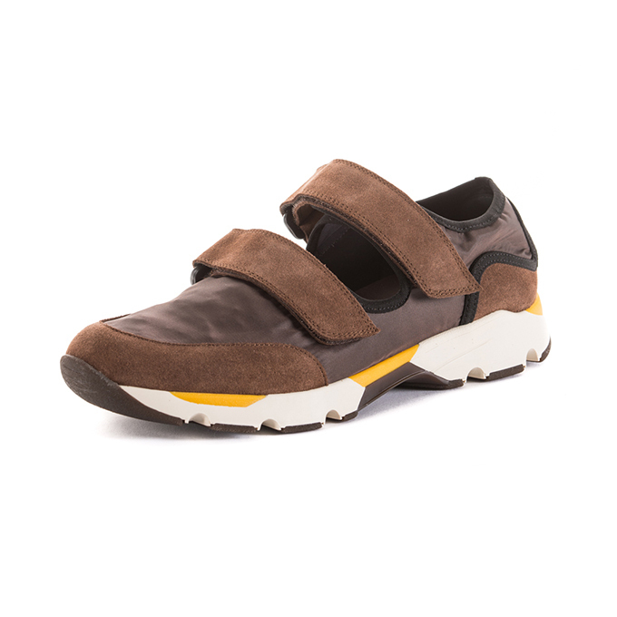 マルニ メンズスニーカーの春夏新作、立体的なラバーソールと鮮やかなカラー使い｜写真2