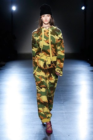 ザディグ エ ヴォルテール(ZADIG & VOLTAIRE) 2017-18年秋冬ウィメンズコレクション  - 写真36