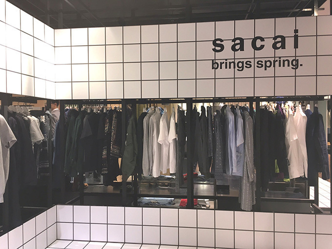 【sacai】伊勢丹メンズ別注 刺繍ブルゾン sacai、刺繍ブルゾンやダニエル・ジョンストンのロゴTなど伊勢丹