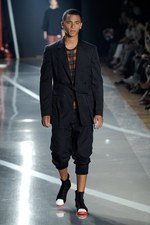 スポーティなエッセンスが溶け込んだロンドンストリート - Y-3(ワイスリー) 2012年春夏コレクション｜写真8